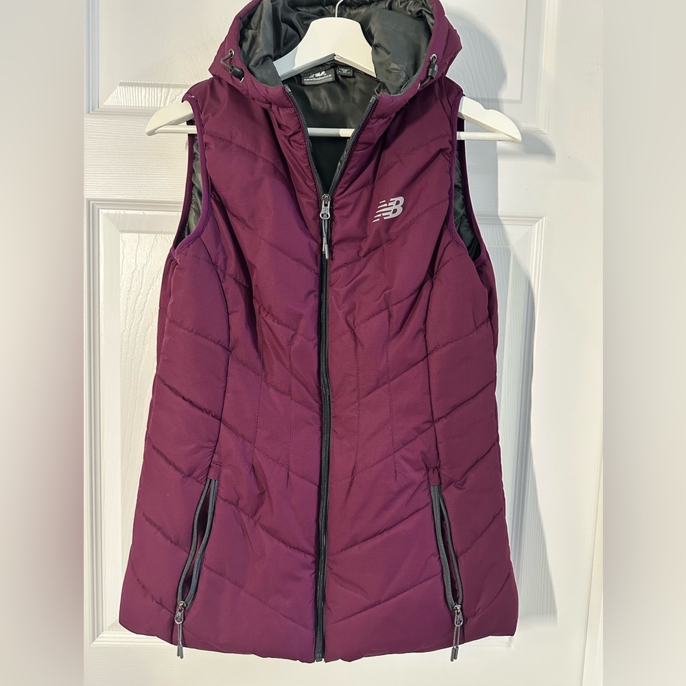 New Balance Women's Plum Hooded Puffer Vest